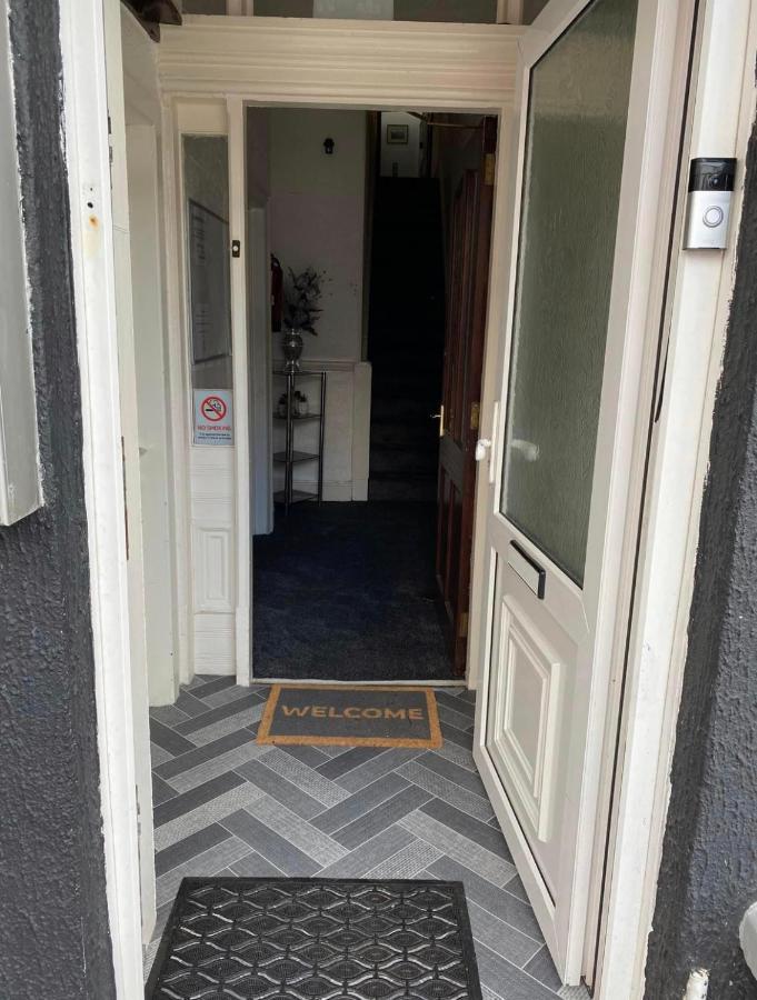 Bed and Breakfast The Rhyl à Blackpool Extérieur photo