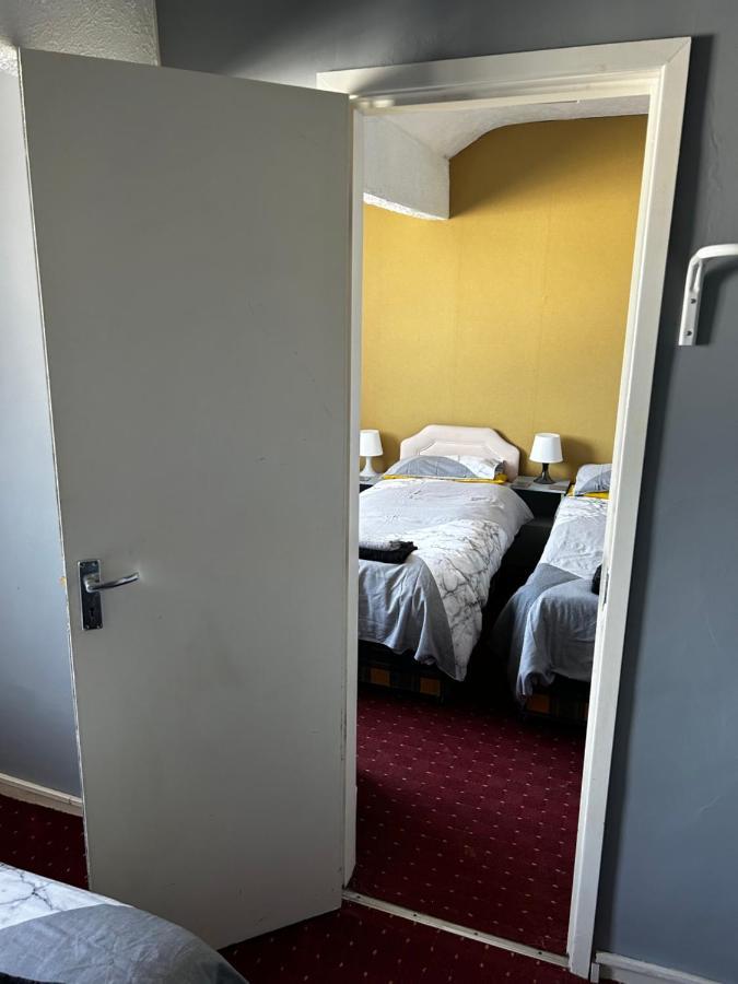 Bed and Breakfast The Rhyl à Blackpool Extérieur photo